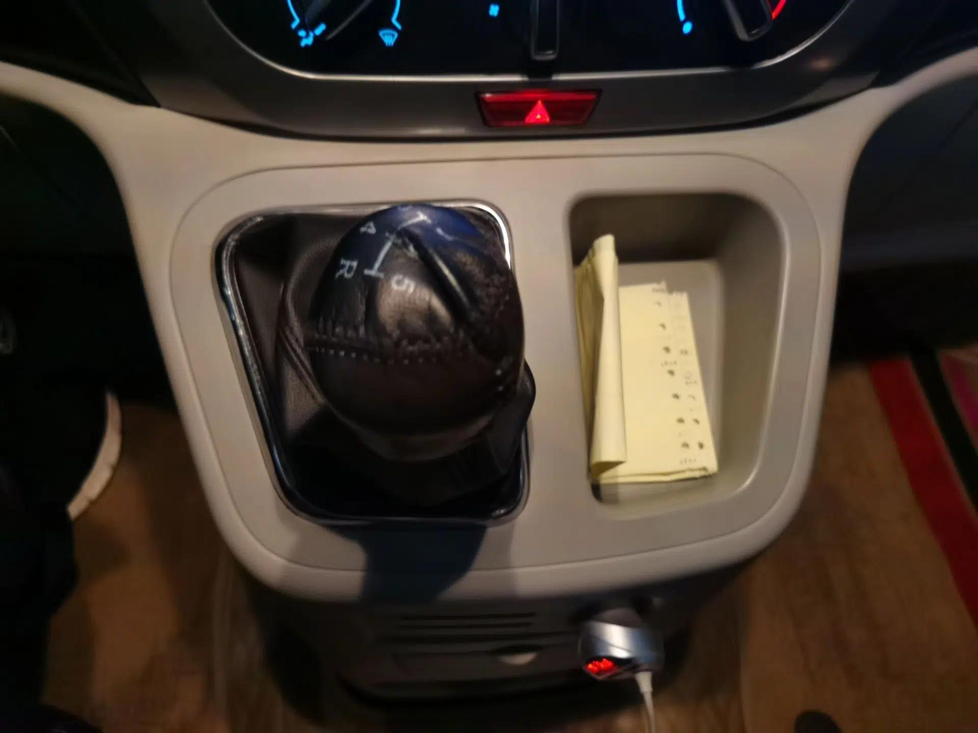 JAC Refine M3 2023 PLUS 1.5T 7/8-seat Comfort Edition — миниатюра 14