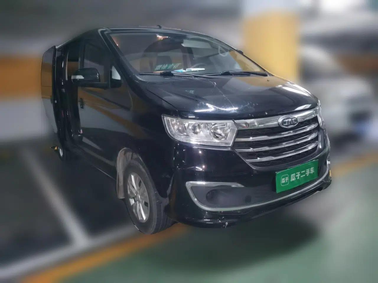 JAC Refine M3 2023 PLUS 1.5T 7/8-seat Comfort Edition — миниатюра 3