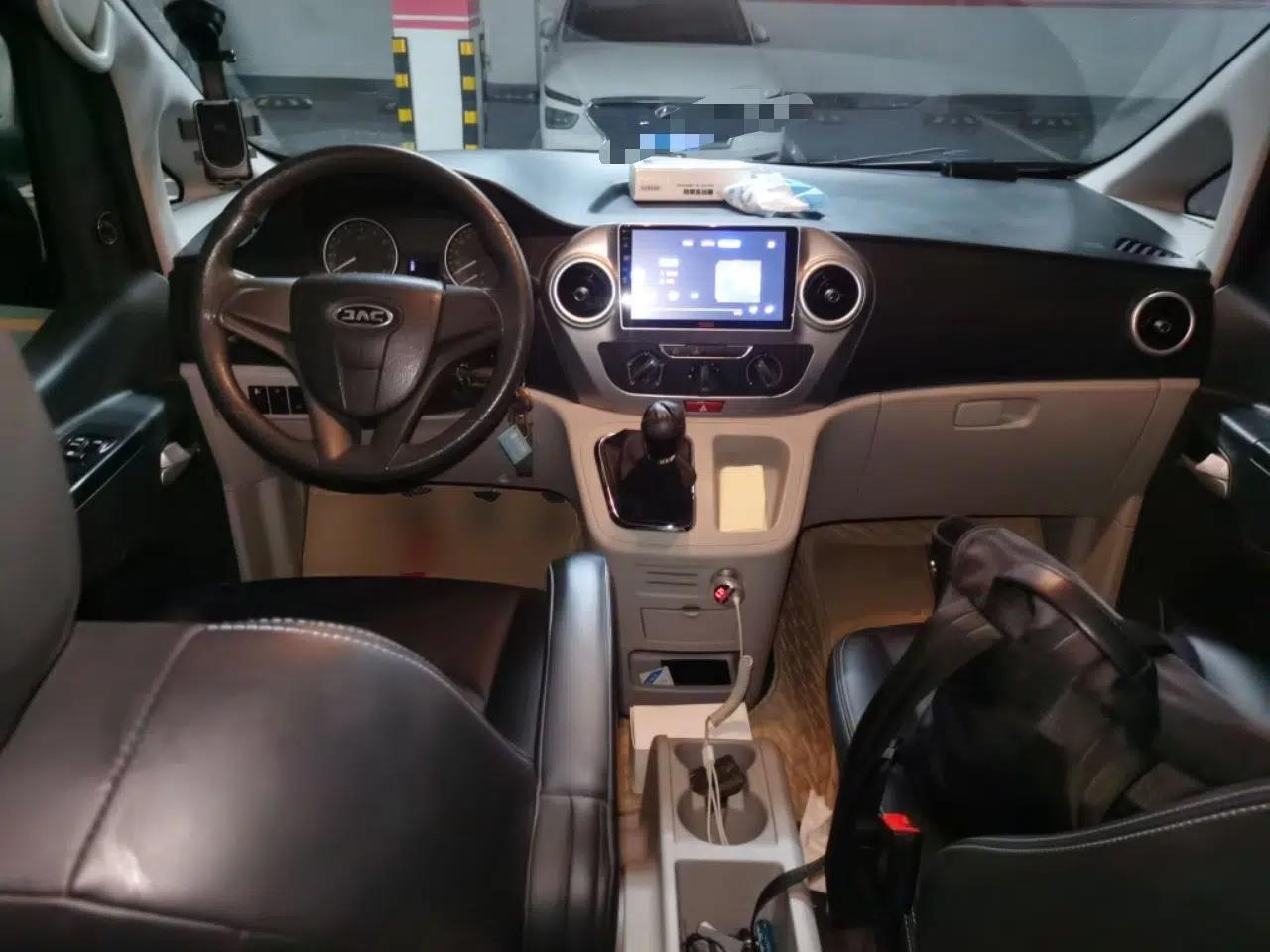 JAC Refine M3 2023 PLUS 1.5T 7/8-seat Comfort Edition — миниатюра 9