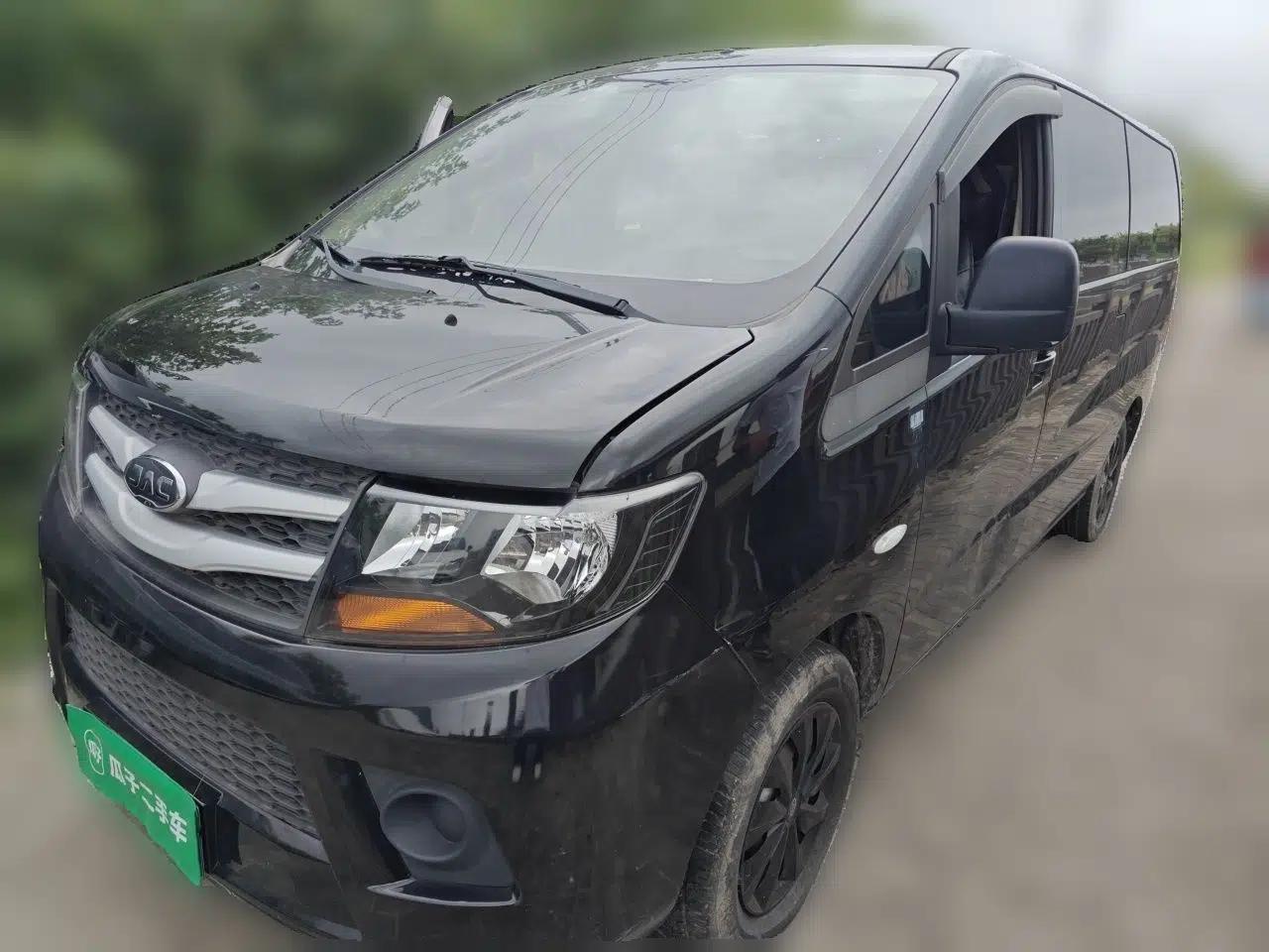 JAC Refine M3 2023 PLUS 1.5T 5/7-seat Classic Edition — миниатюра 1