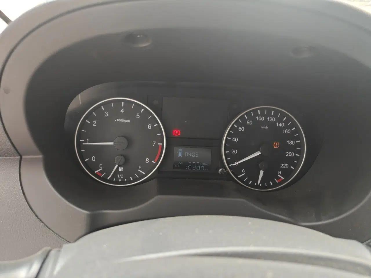 JAC Refine M3 2022 PLUS IKEA Edition 1.8L Comfort Version — миниатюра 11