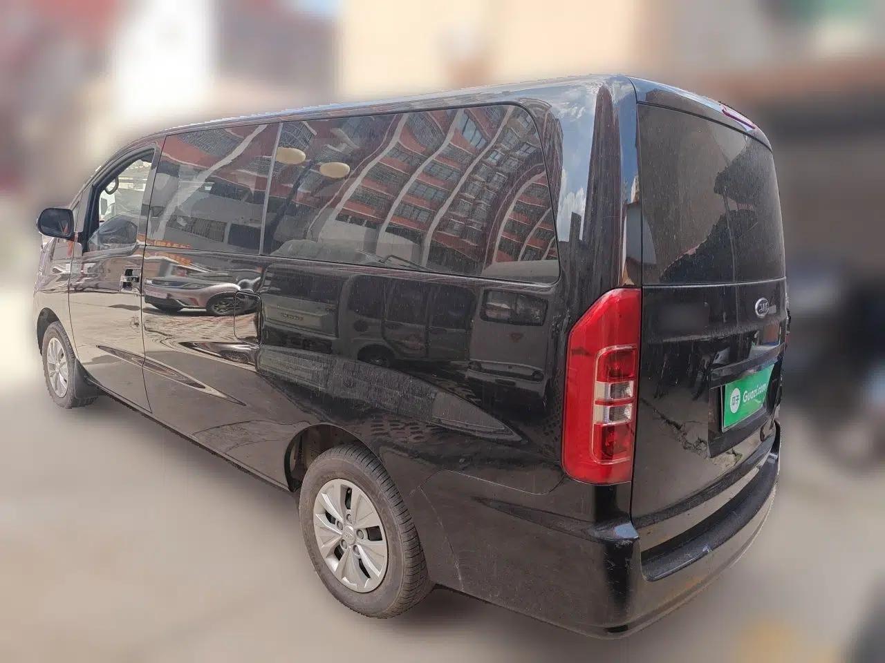 JAC Refine M3 2022 PLUS IKEA Edition 1.8L Comfort Version — миниатюра 4