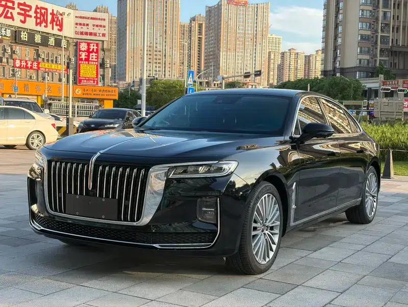 Hongqi H9 2022 2.0T Intelligent Flagship Edition — миниатюра 1