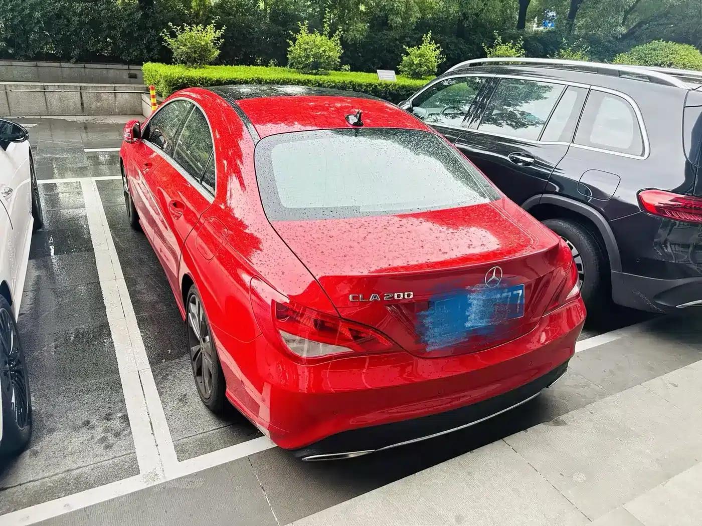 Imported Mercedes-Benz CLA 2017 CLA 200 Dynamic — миниатюра 3
