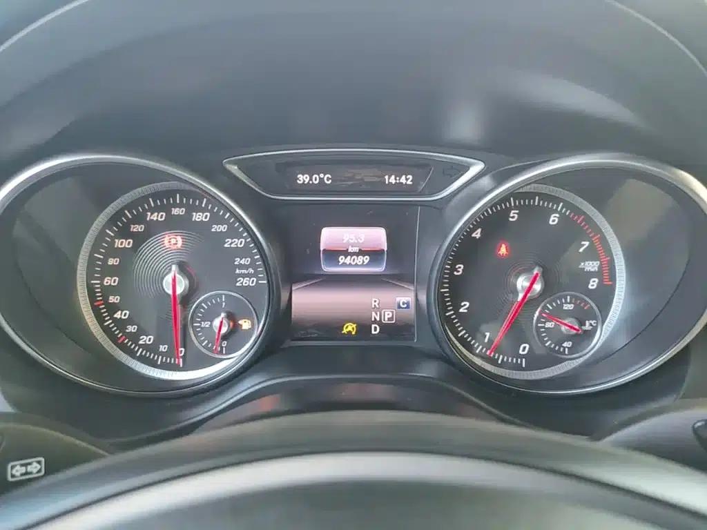 Mercedes-Benz CLA (Imported) 2018 CLA 200 Fashion Edition — миниатюра 12