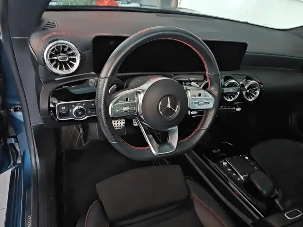 Mercedes-Benz CLA (Imported) 2022 Facelift CLA 200 — миниатюра 11