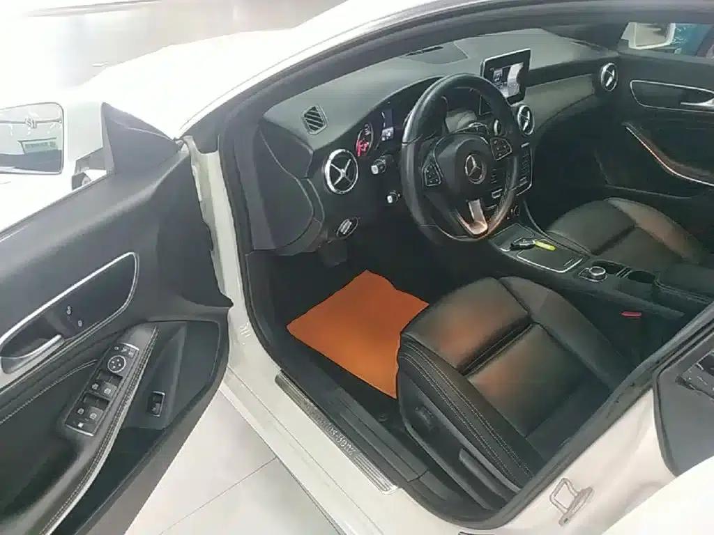 Mercedes-Benz CLA (Imported) 2016 Facelift CLA 200 Dynamic — миниатюра 16