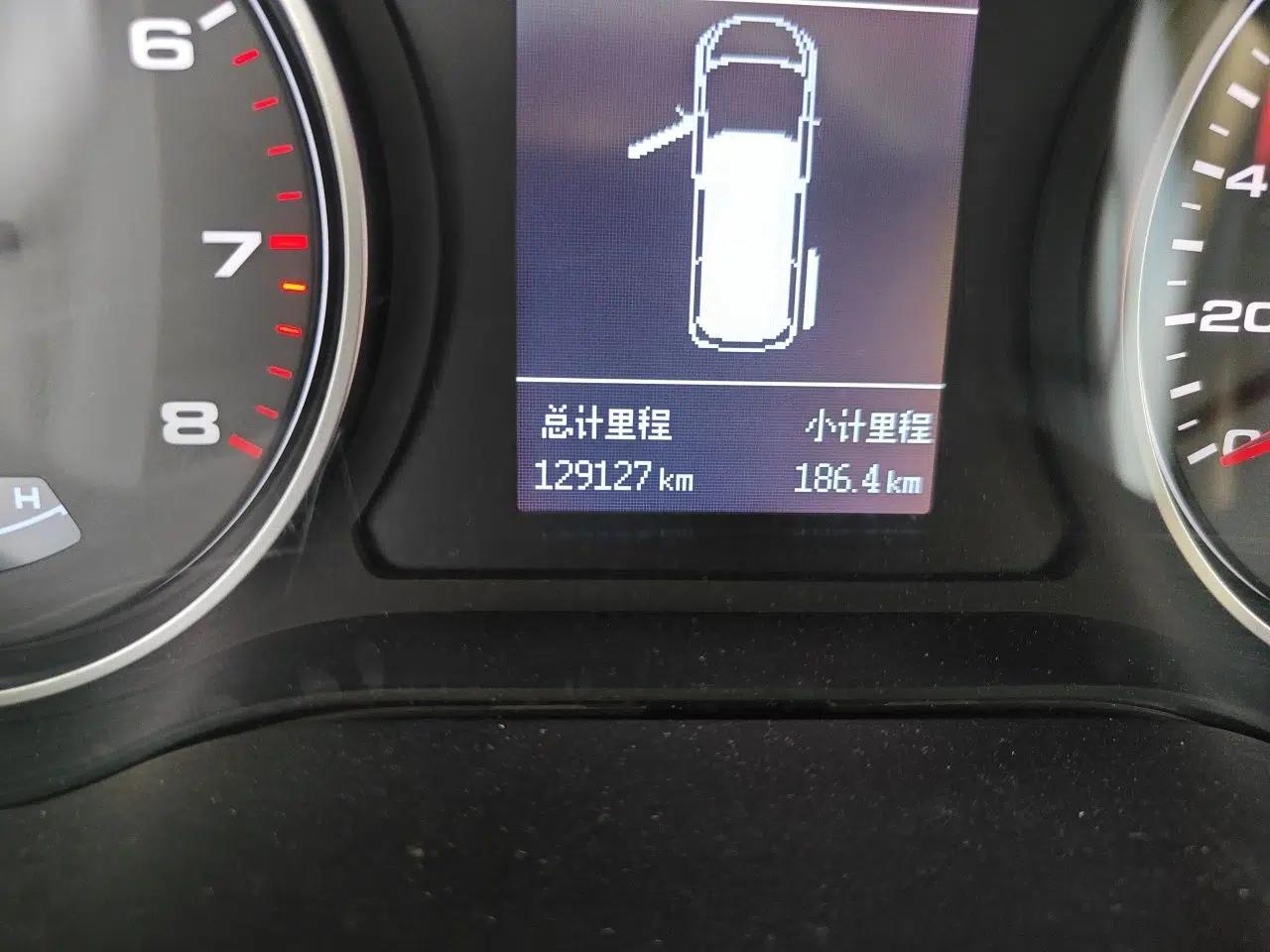 JAC Refine M4 2018 2.0L Manual Express Version — миниатюра 12