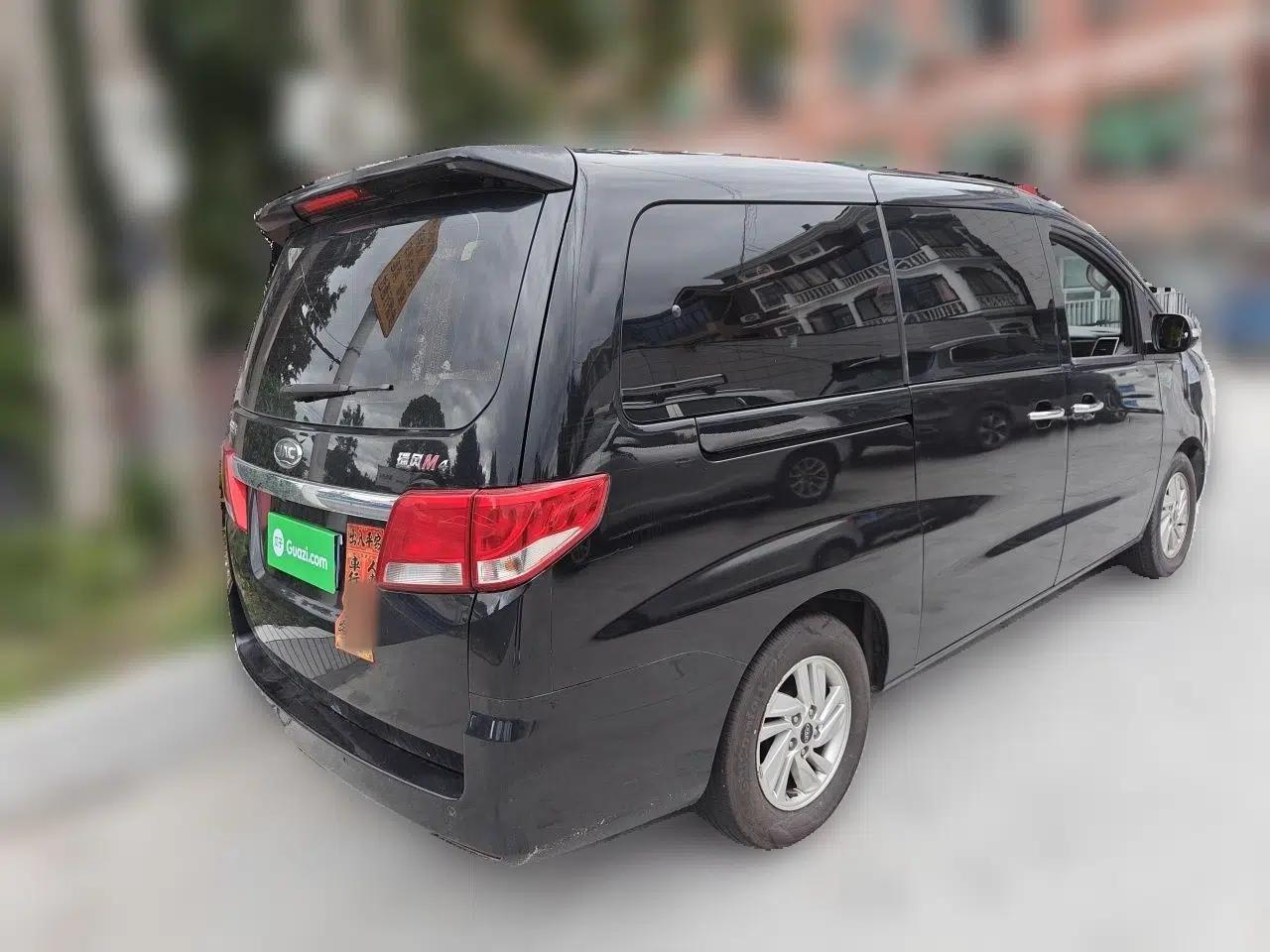 JAC Refine M4 2018 2.0L Manual Express Version — миниатюра 6
