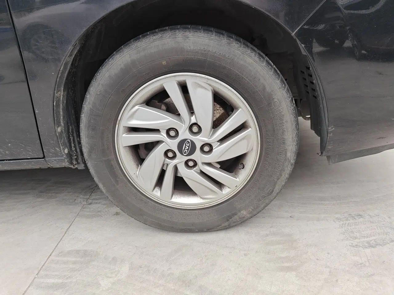 JAC Refine M4 2018 2.0L Manual Express Version — миниатюра 8