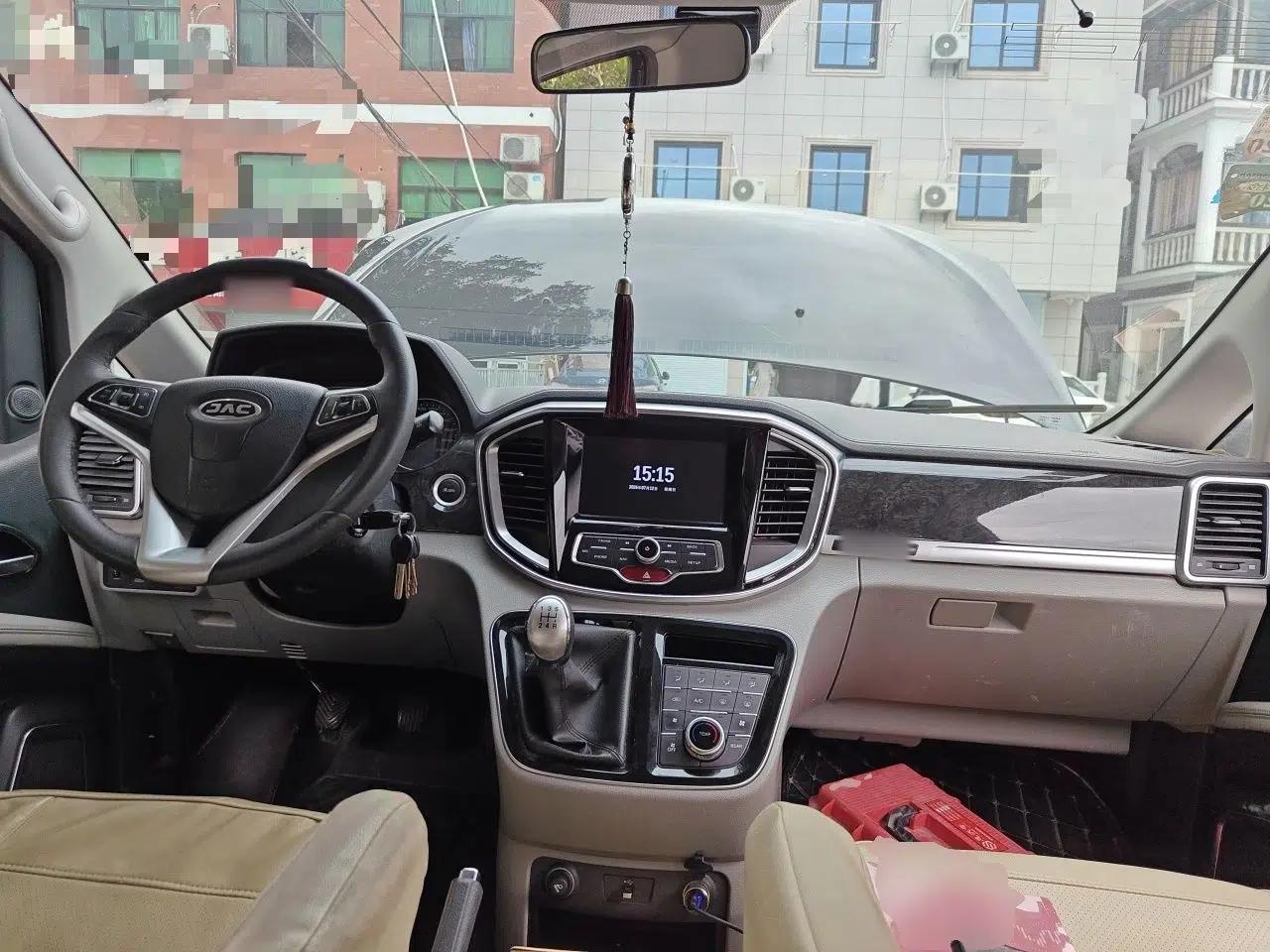 JAC Refine M4 2018 2.0L Manual Express Version — миниатюра 9