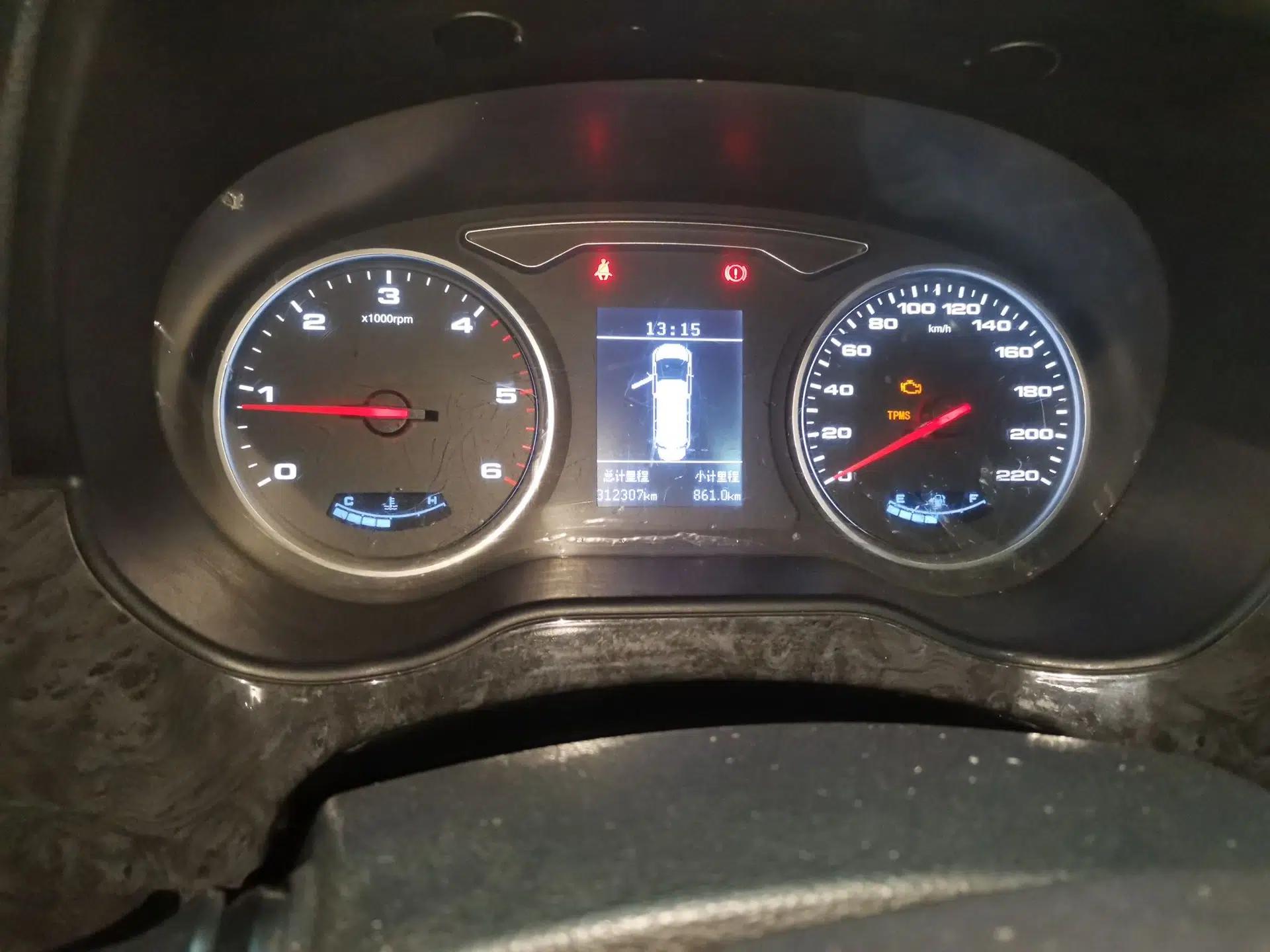 JAC Refine M4 2017 1.9T Diesel Manual Luxury Model — миниатюра 11