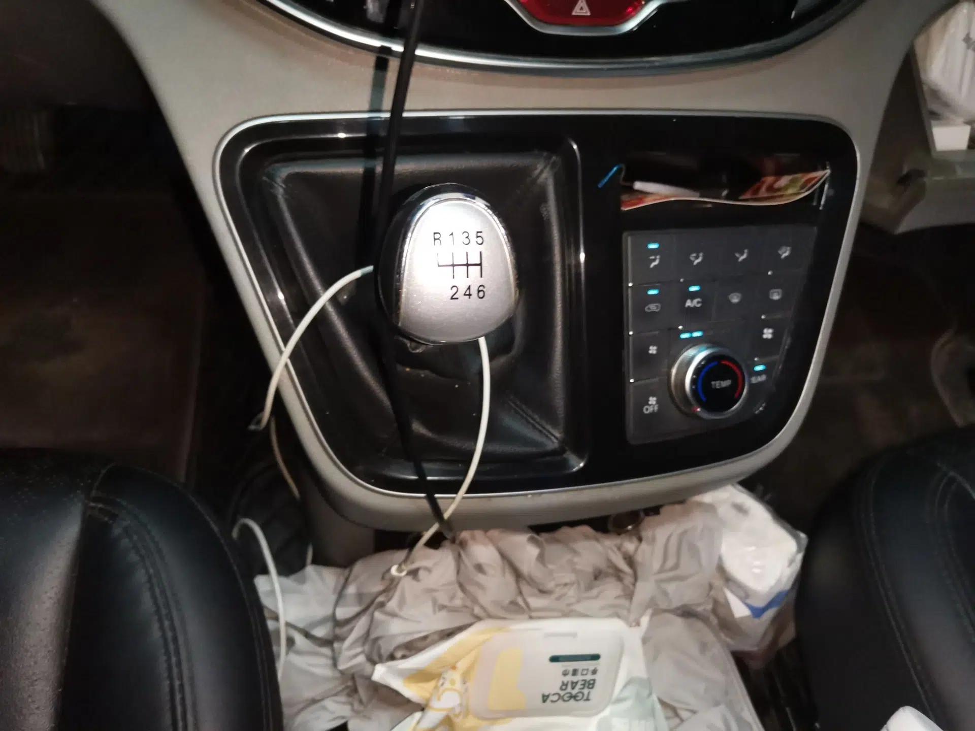 JAC Refine M4 2017 1.9T Diesel Manual Luxury Model — миниатюра 14