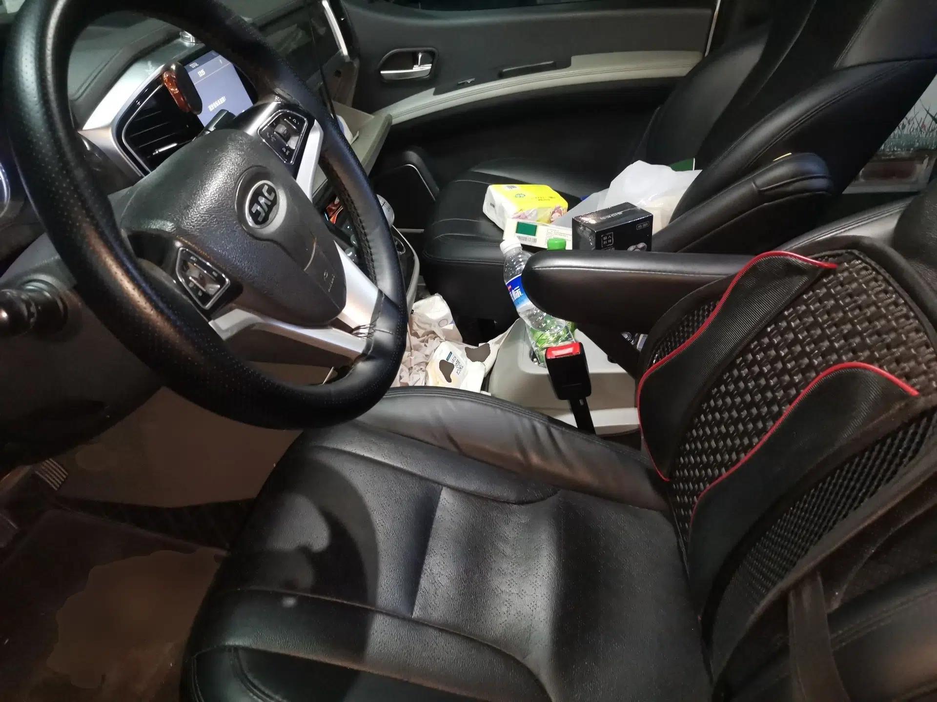 JAC Refine M4 2017 1.9T Diesel Manual Luxury Model — миниатюра 15