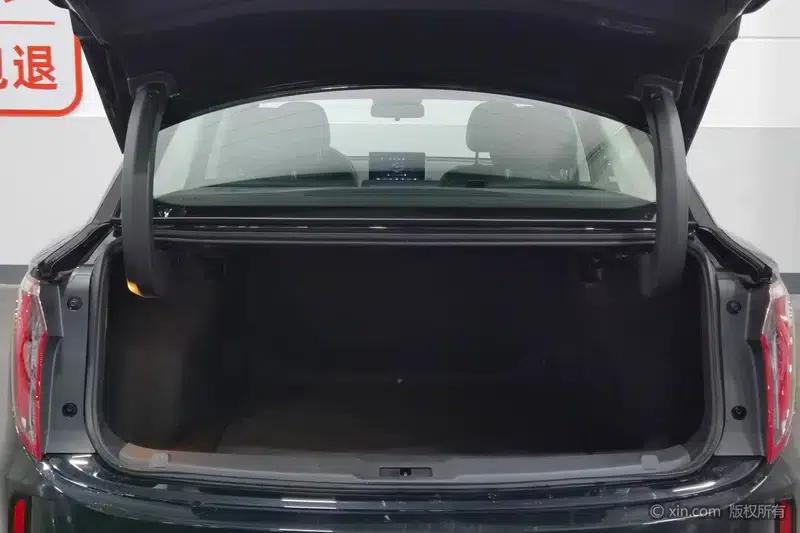 Hongqi E-QM5 2022 Model, 431km Charging Range Enjoy Edition, 5 Seats — миниатюра 23
