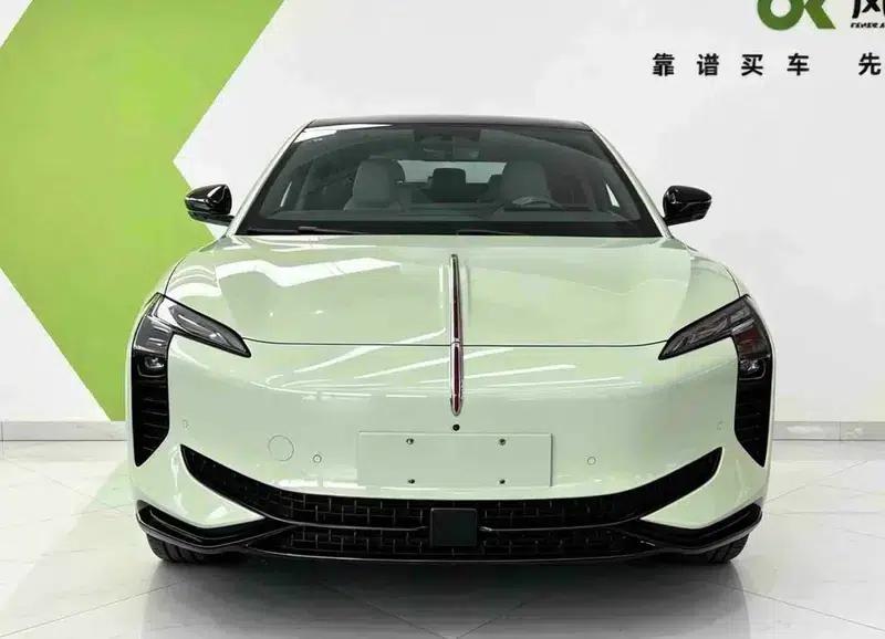 Hongqi EH7 2025 600 Smart Selection Edition — миниатюра 2