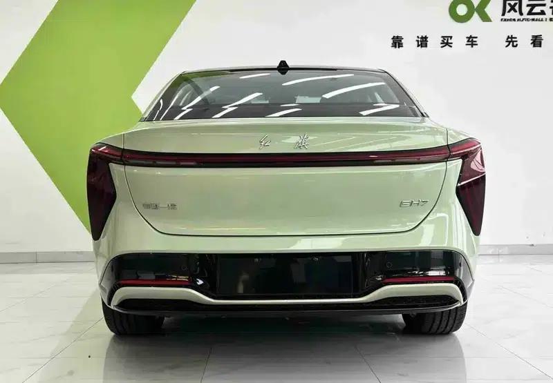 Hongqi EH7 2025 600 Smart Selection Edition — миниатюра 4