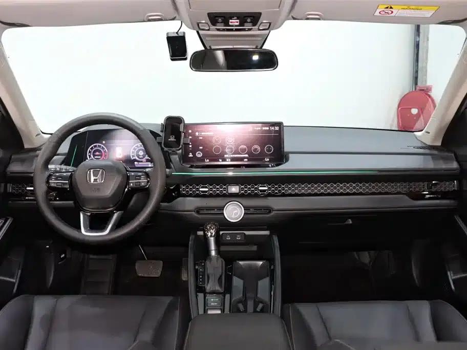 Accord 2025 260TURBO Premium Edition — миниатюра 11