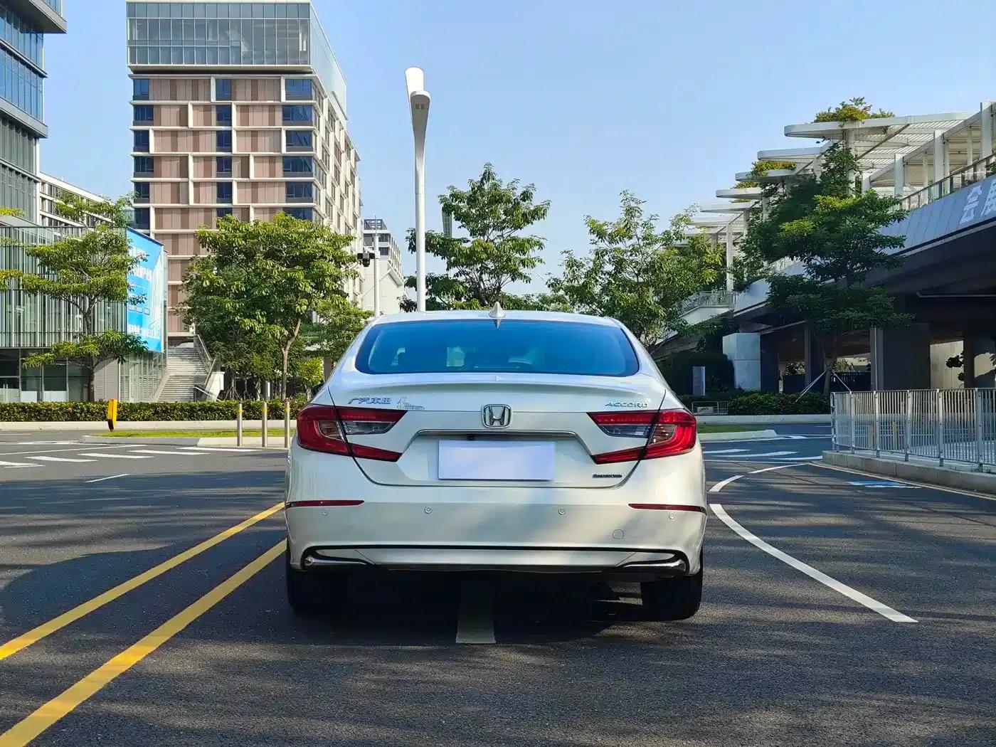 2018 Honda Accord Hybrid 2.0L Sport Edition (China VI Emission Standard) — миниатюра 5
