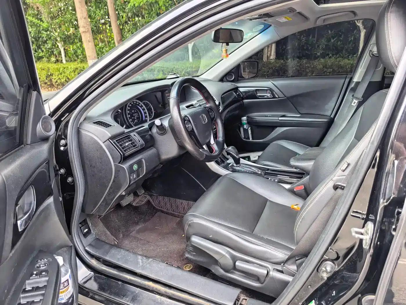 2016 Honda Accord 2.0L Comfort Edition — миниатюра 6