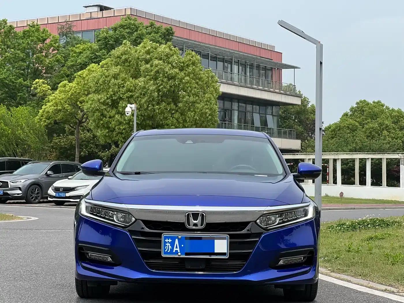 2018 Honda Accord 260TURBO Luxury Edition (China VI Emission Standard) — миниатюра 2