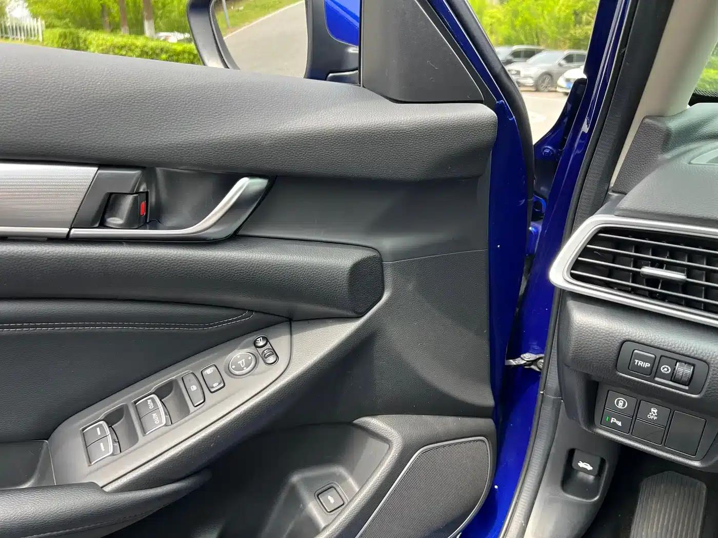 2018 Honda Accord 260TURBO Luxury Edition (China VI Emission Standard) — миниатюра 17