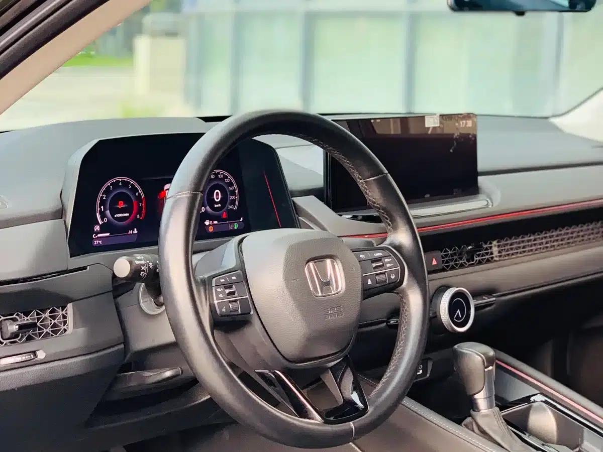 2024 Honda Accord 260TURBO Luxury Edition — миниатюра 14