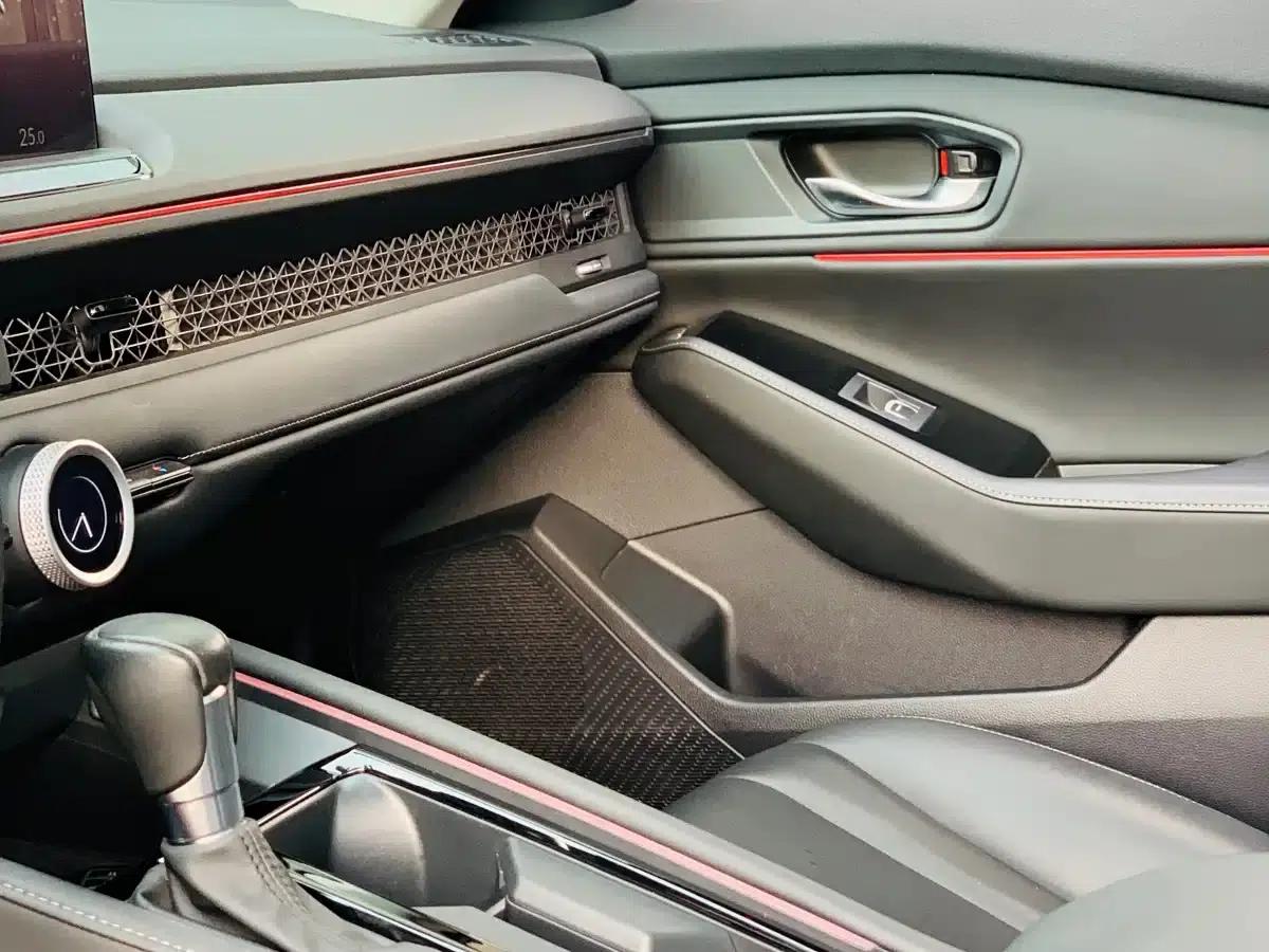 2024 Honda Accord 260TURBO Luxury Edition — миниатюра 15