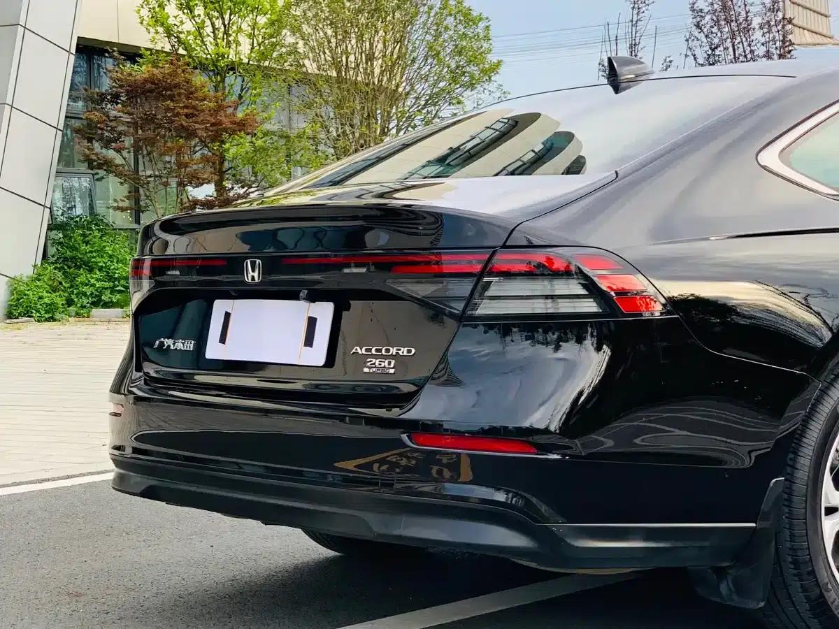 2024 Honda Accord 260TURBO Luxury Edition — миниатюра 10