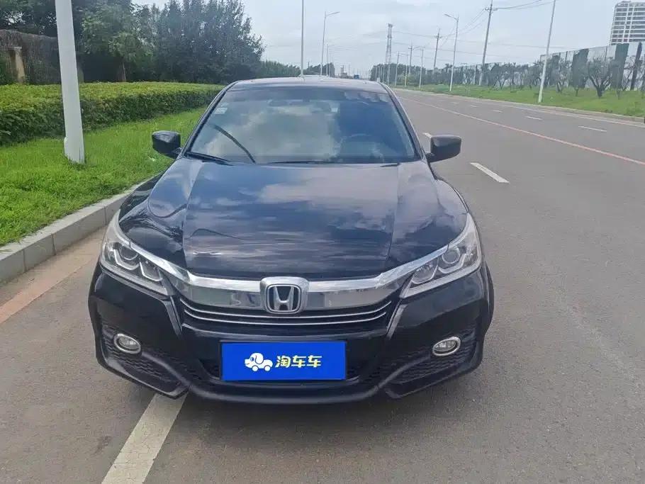 2016 Honda Accord 2.0L Comfort Edition — миниатюра 2
