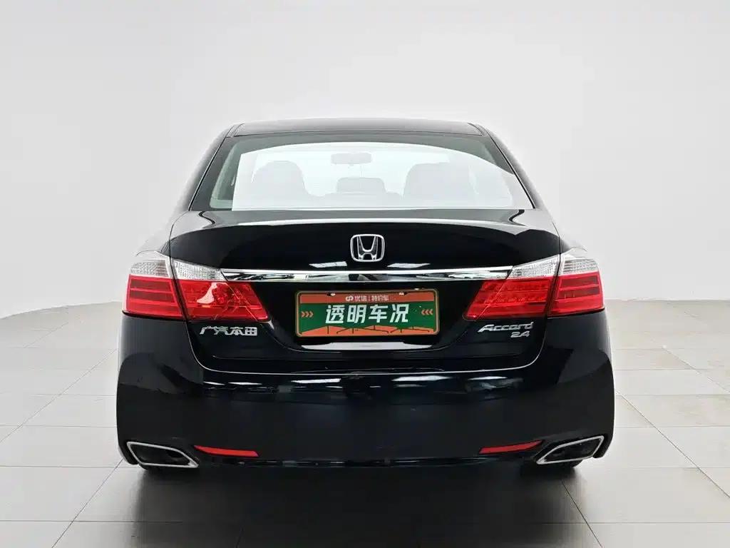 2014 Honda Accord 2.4L EXN Luxury Navigation Edition — миниатюра 4