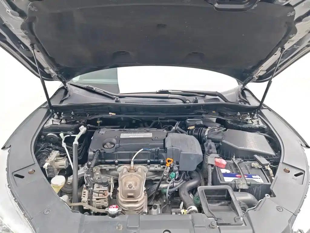 2014 Honda Accord 2.4L EXN Luxury Navigation Edition — миниатюра 6