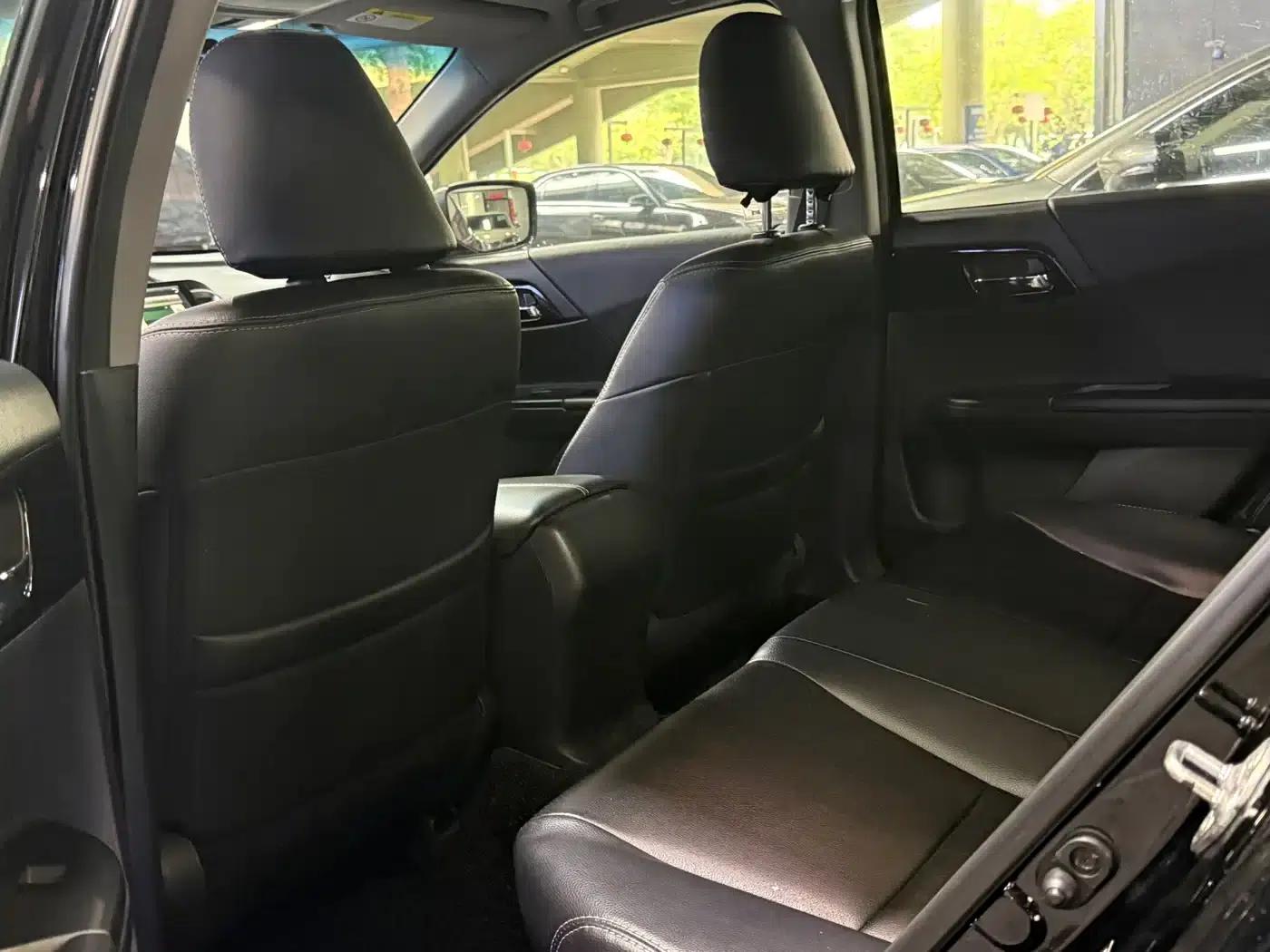 2016 Honda Accord 2.0L Comfort Edition — миниатюра 7