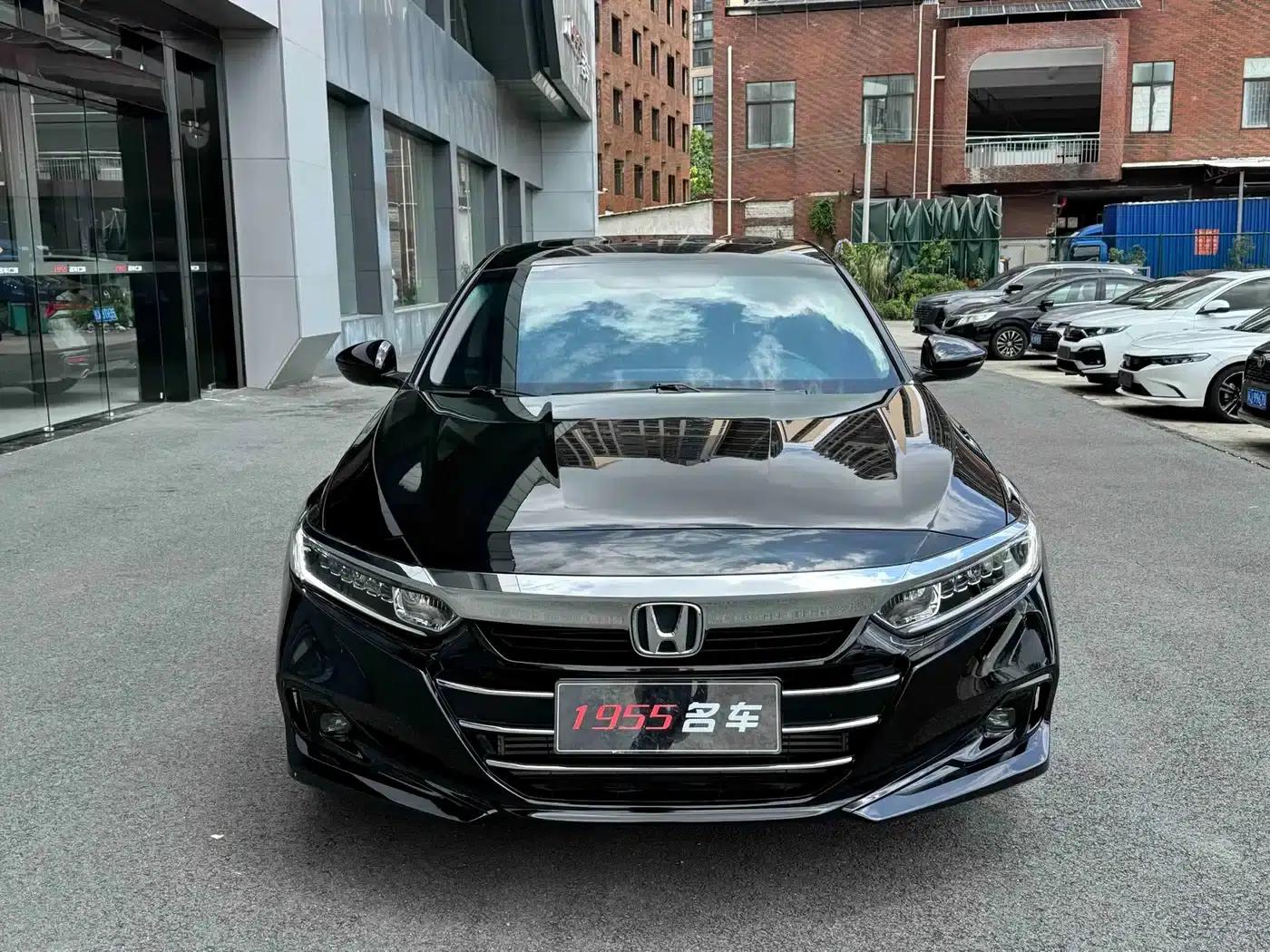 2022 Honda Accord 260TURBO Luxury Edition — миниатюра 2