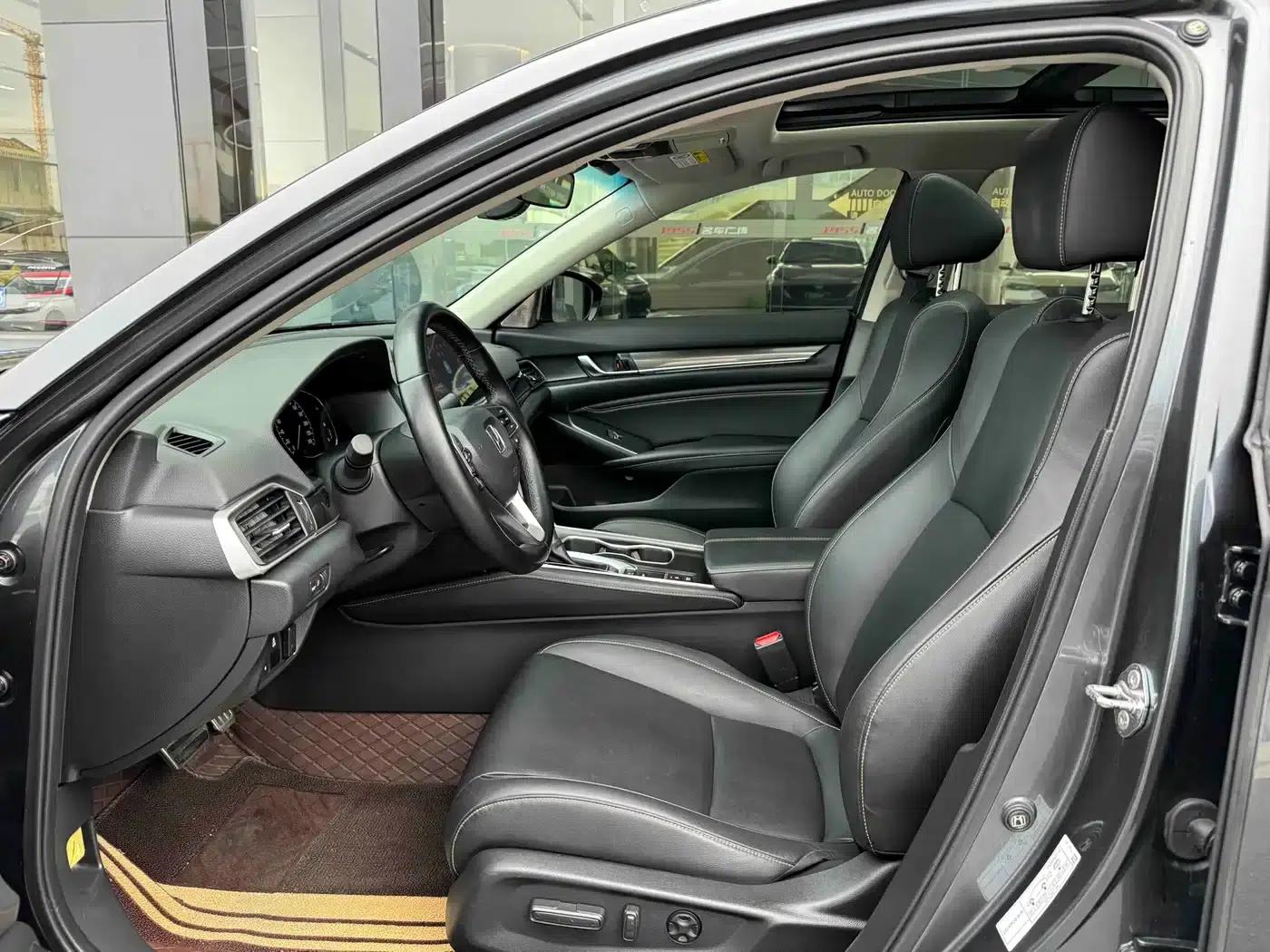 Accord 2022 260TURBO Phantom Night Premium Edition — миниатюра 4