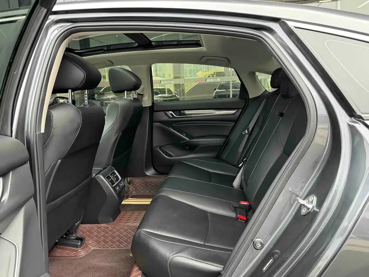 Accord 2022 260TURBO Phantom Night Premium Edition — миниатюра 6