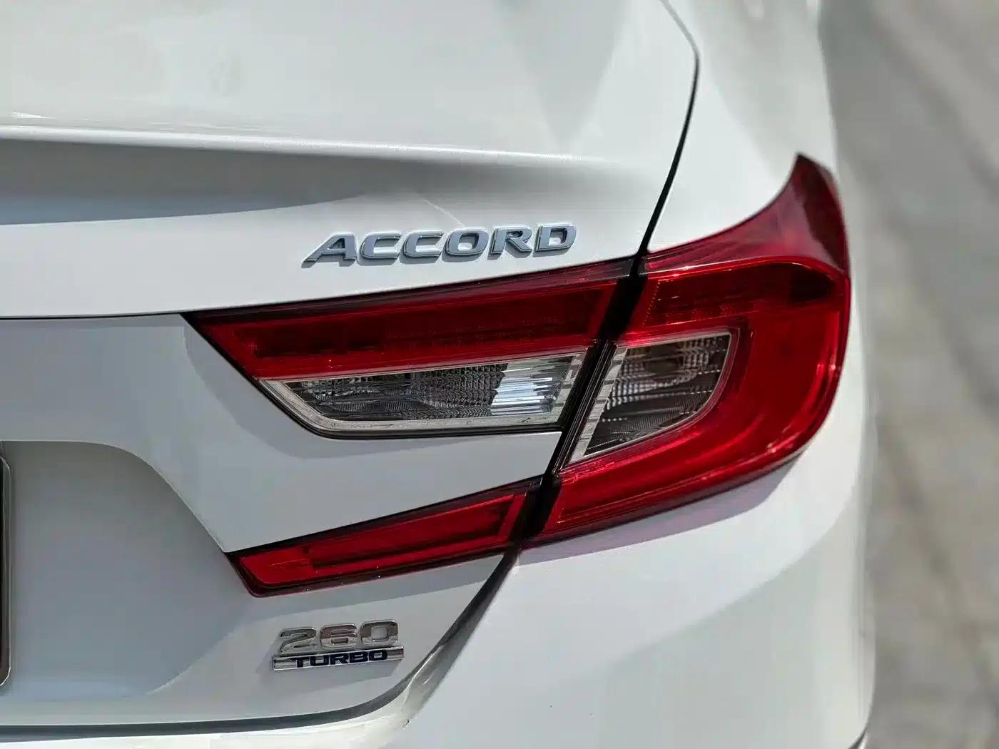 2018 Honda Accord 260TURBO Luxury Edition (China VI Emission Standard) — миниатюра 13