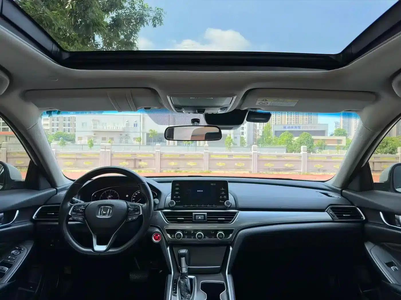 2018 Honda Accord 260TURBO Luxury Edition (China VI Emission Standard) — миниатюра 5