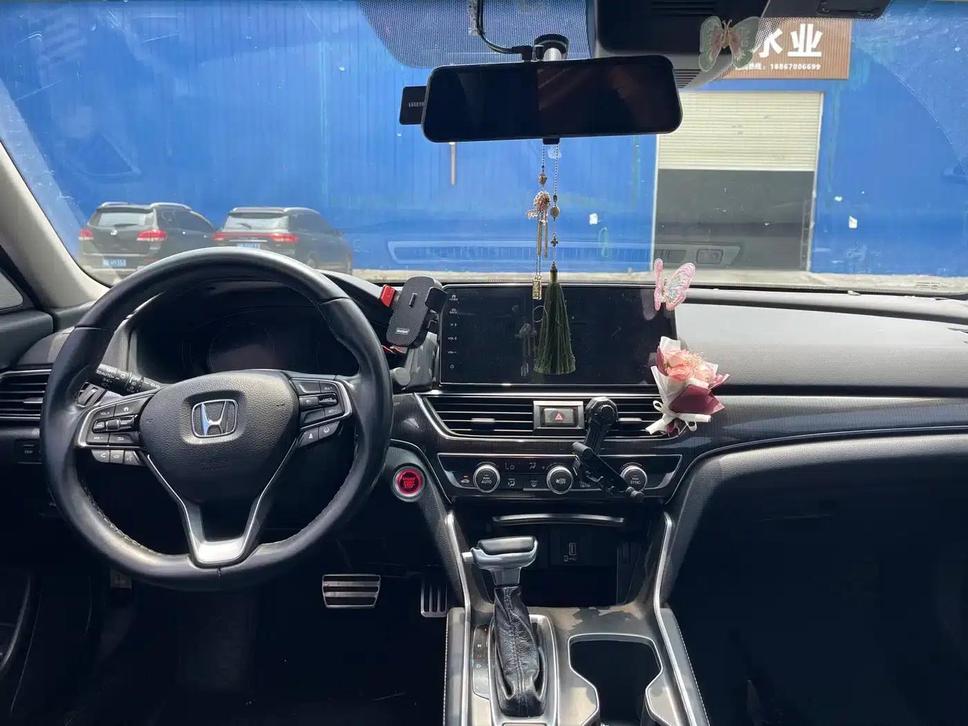 Accord 2022 260TURBO Phantom Night Premium Edition — миниатюра 8