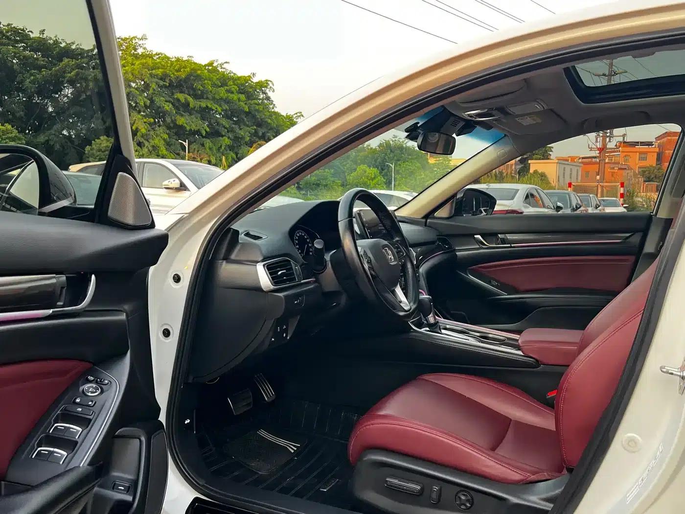 Accord 2022 260TURBO Phantom Night Premium Edition — миниатюра 4