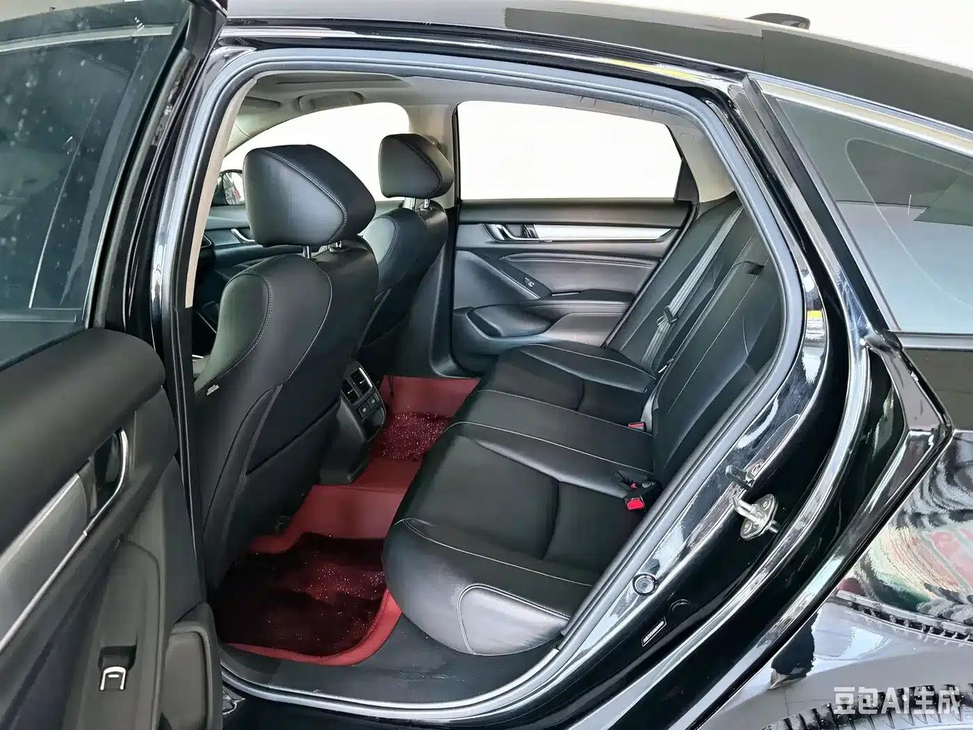 2022 Honda Accord Hybrid 2.0L Elite Edition — миниатюра 3