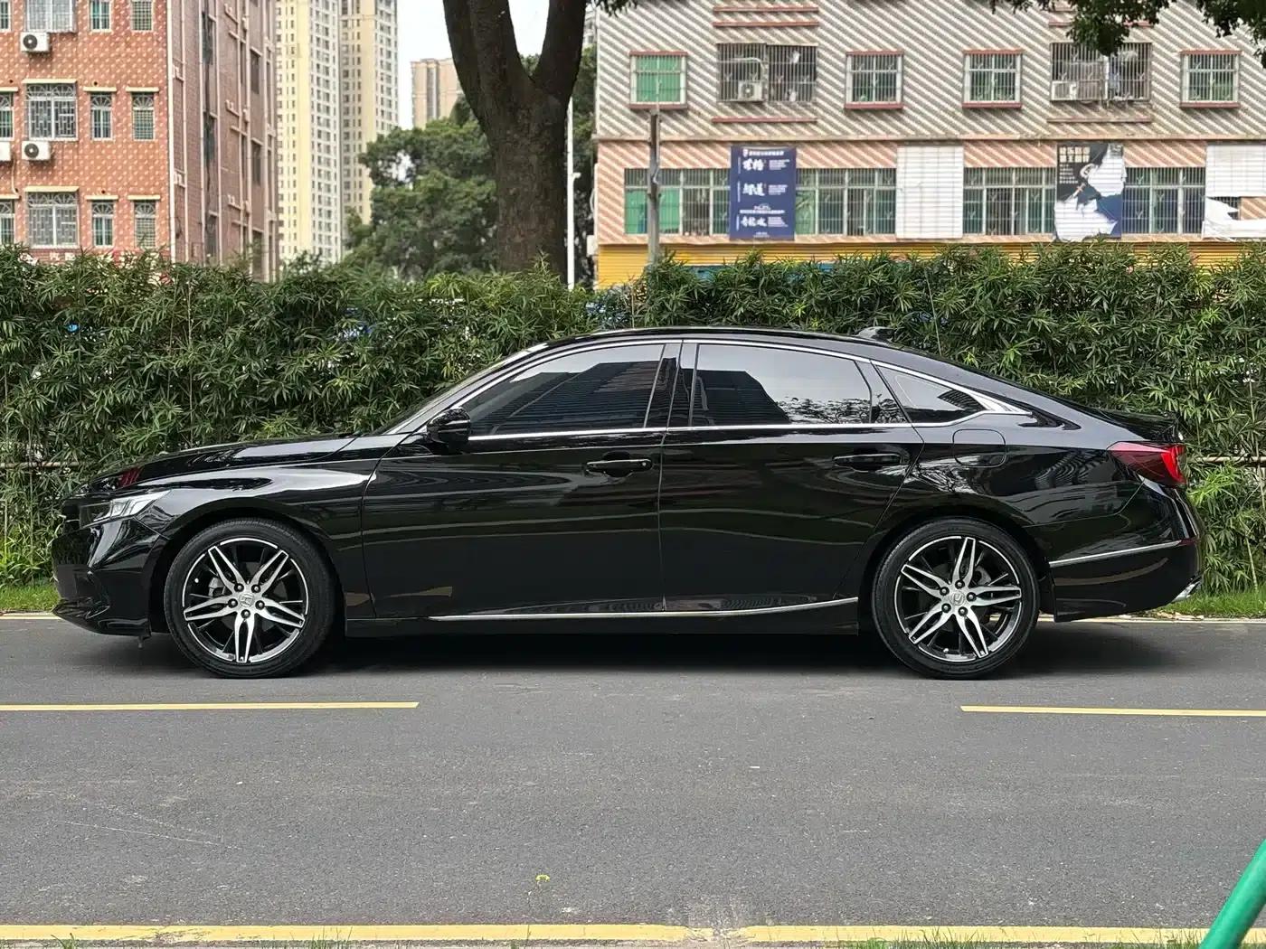 Accord 2022 260TURBO Phantom Night Premium Edition — миниатюра 23
