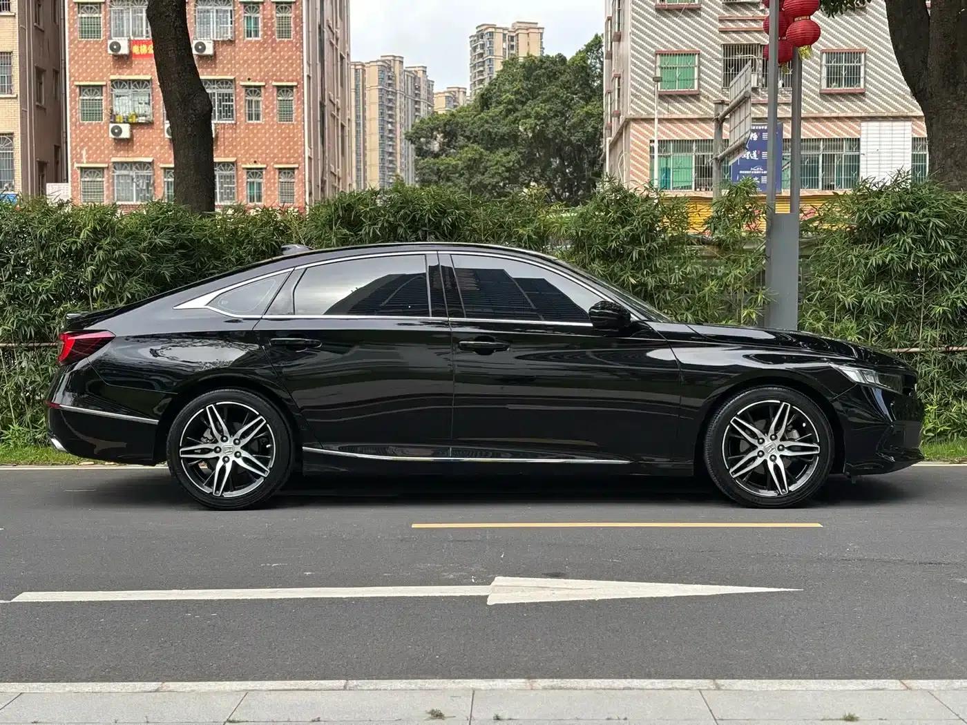 Accord 2022 260TURBO Phantom Night Premium Edition — миниатюра 4