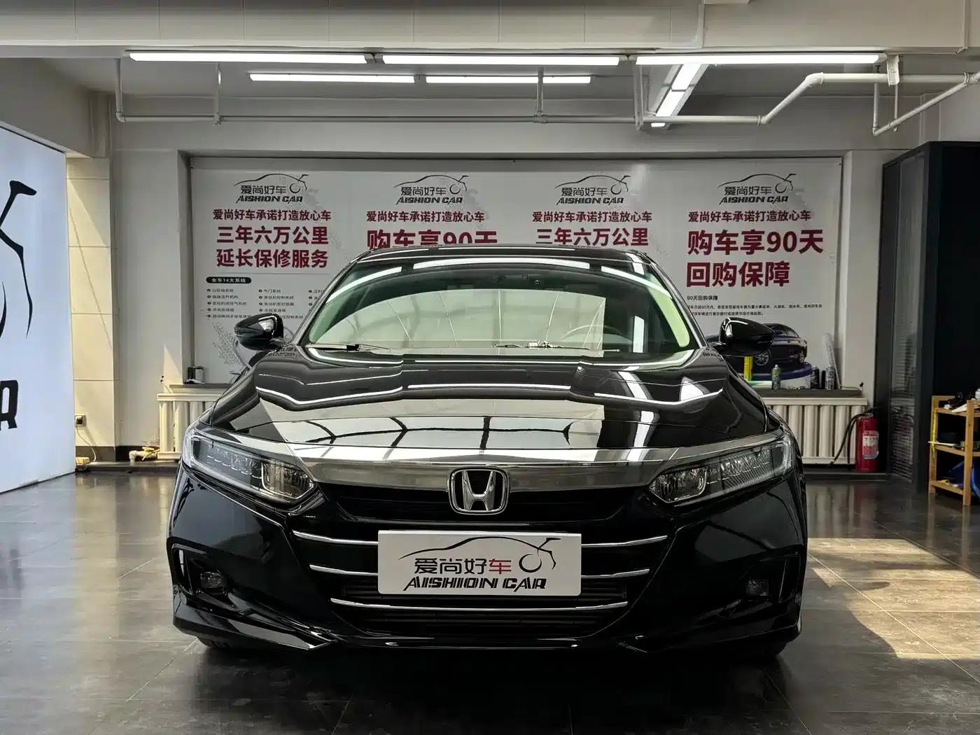 2022 Honda Accord 260TURBO Luxury Edition — миниатюра 2