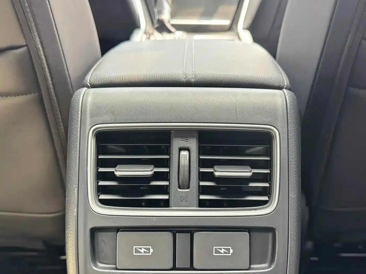 2022 Honda Accord 260TURBO Luxury Edition — миниатюра 12