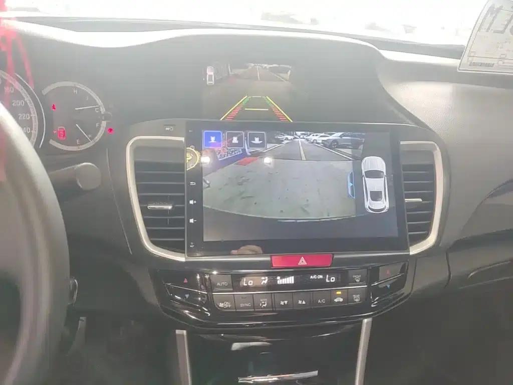 Accord 2016 2.0L Elite Edition — миниатюра 13