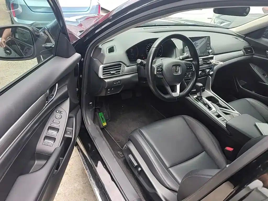 2018 Honda Accord 260TURBO Luxury Edition (China VI Emission Standard) — миниатюра 16