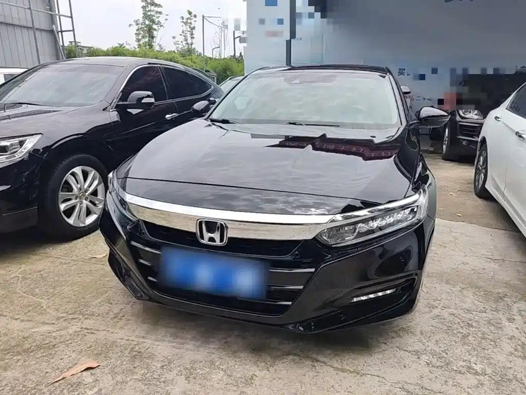2018 Honda Accord 260TURBO Luxury Edition (China VI Emission Standard) — миниатюра 3