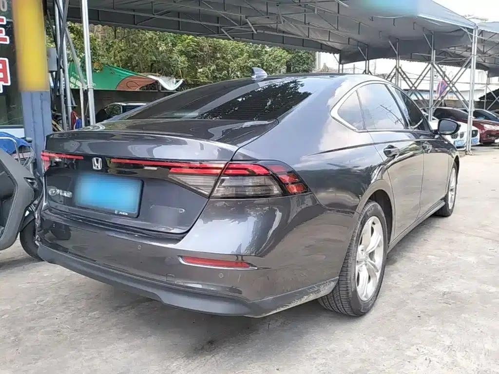 2024 Honda Accord 260TURBO Luxury Edition — миниатюра 7