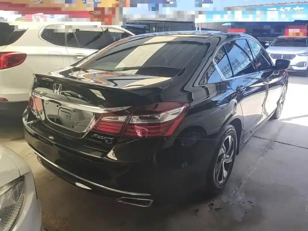 2016 Honda Accord 2.0L Comfort Edition — миниатюра 7